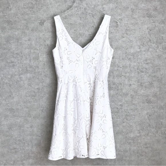 Lilly Pulitzer White Lace Mini Dress - Picture 3 of 4